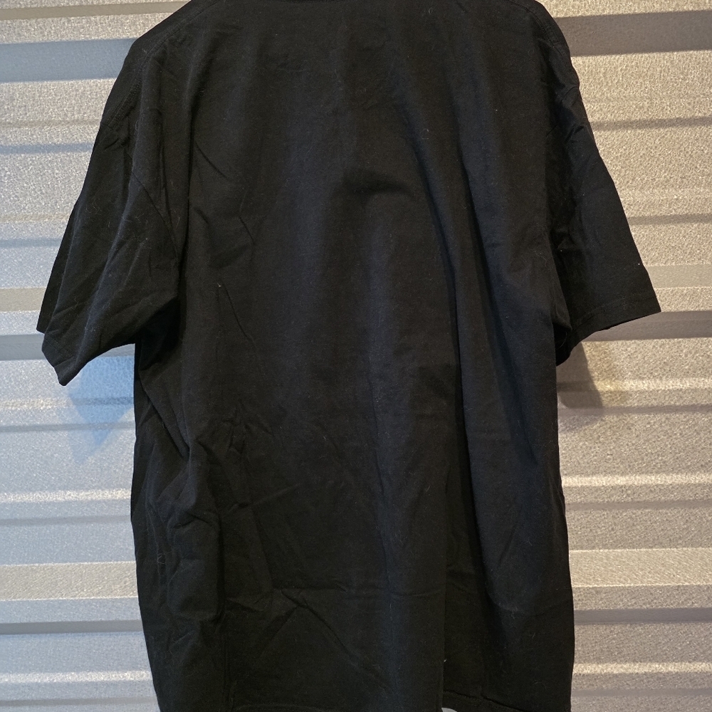 Ripple Junction Black Tee with Melting Cube Design - Picture 3 of 3